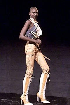 Look 19